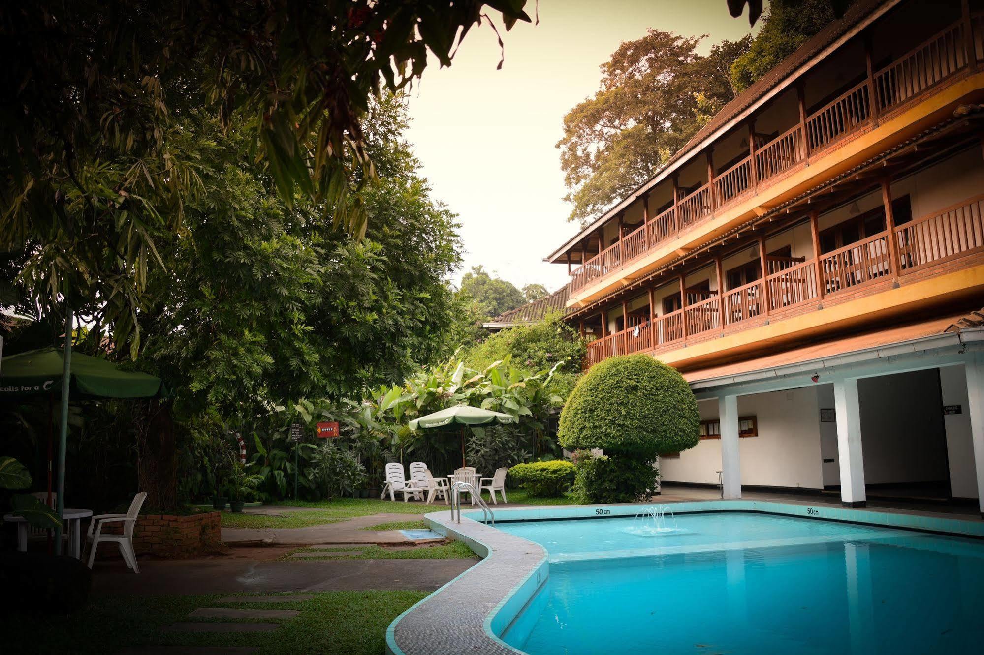 Hotel Hilltop Kandy Eksteriør bilde