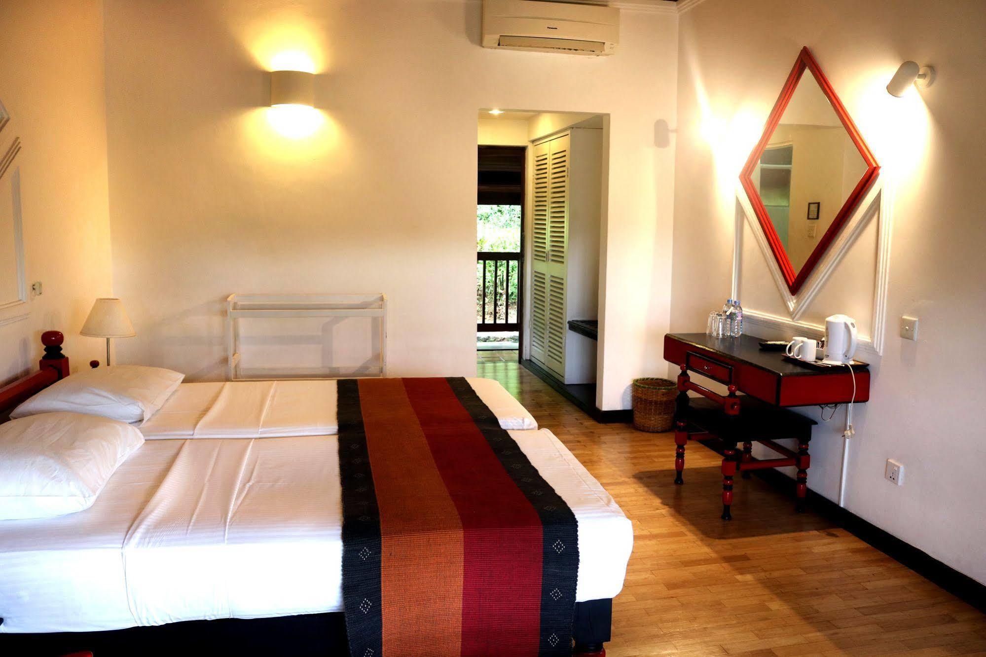 Hotel Hilltop Kandy Eksteriør bilde