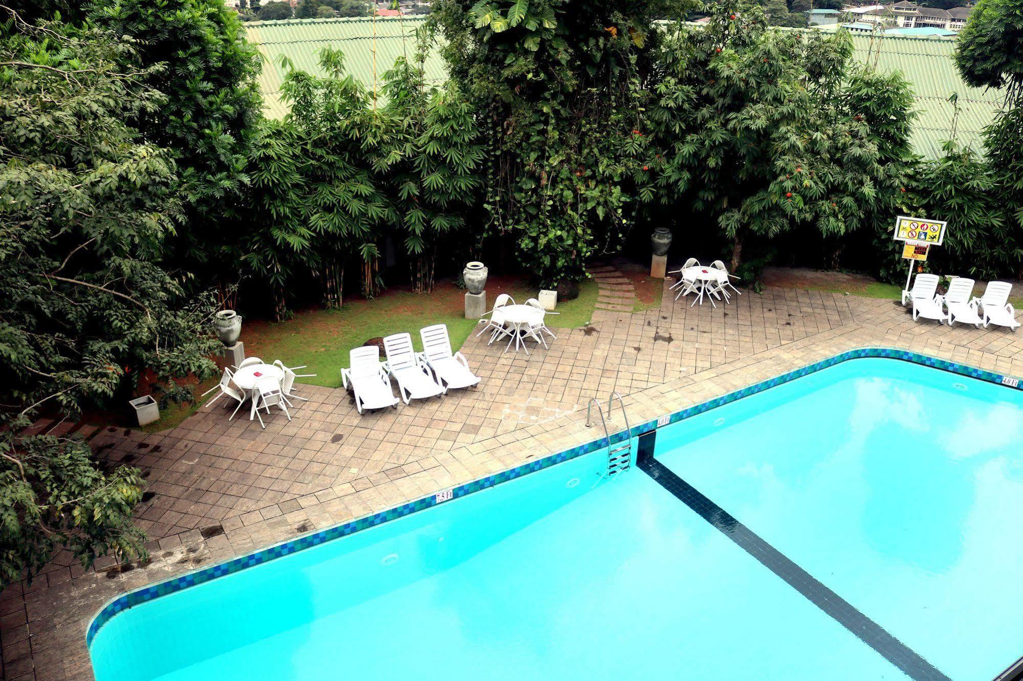 Hotel Hilltop Kandy Eksteriør bilde